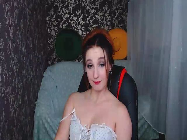 Live sex webcam photo for AgathaNoxe #257288104