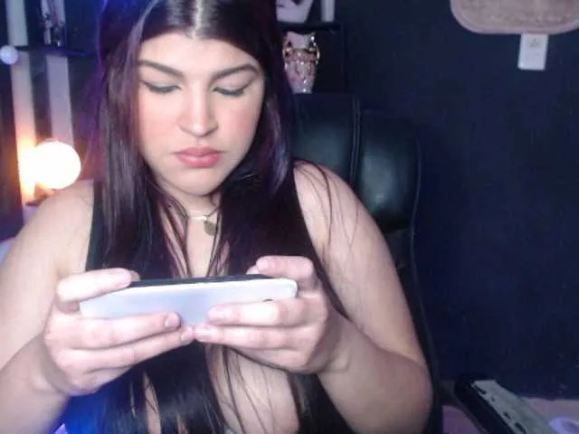 Live sex webcam photo for strawberryss #245332165