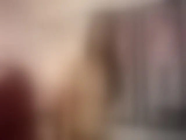 Live sex webcam photo for Anaiss_10 #255927597