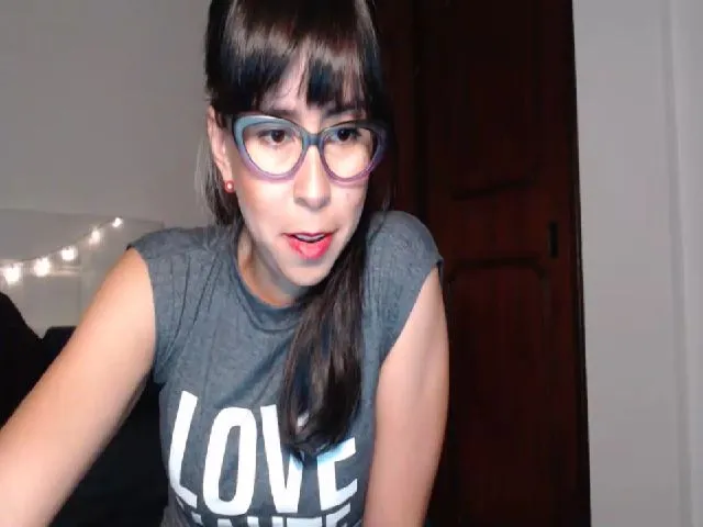 Live sex webcam photo for Evansdani18 #263232155