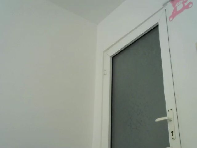 Live sex webcam photo for BelyEly #256730731