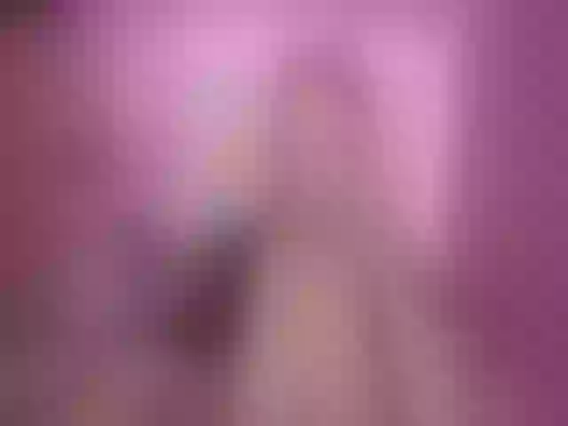 Live sex webcam photo for PtiMermaid #253744473