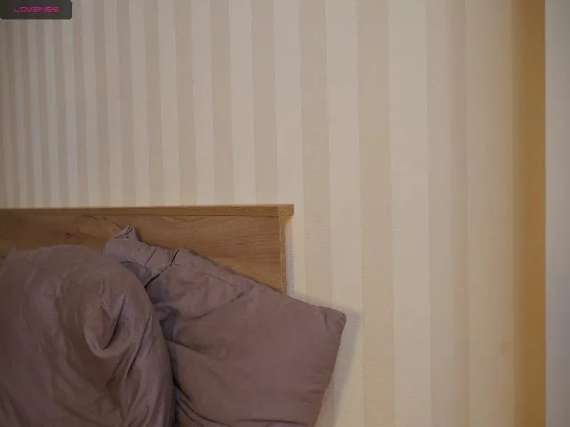 Live sex webcam photo for EvieGraise #252513390