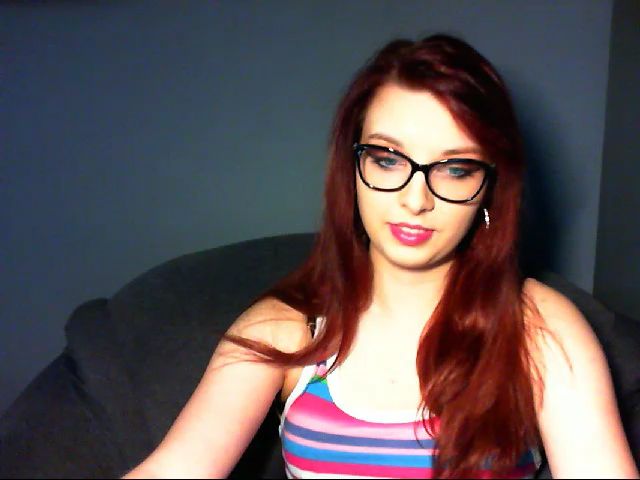 Live sex webcam photo for VirginLuna18 #263718395