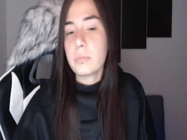 Live sex webcam photo for LycanGirl #257337186