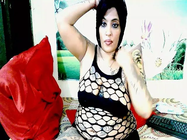 Live sex webcam photo for IndianKatz #265407859