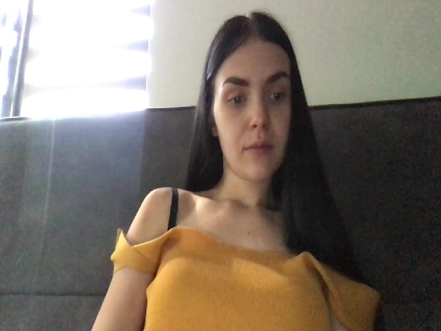 Live sex webcam photo for AdriaPretty #259791193