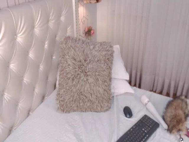 Live sex webcam photo for Rouse_bennett #254752815