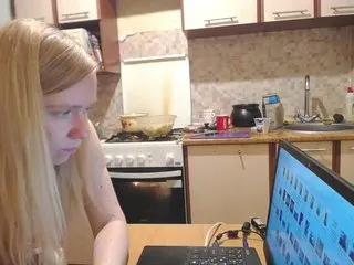 Live sex webcam photo for Fortuna3106 #240779373