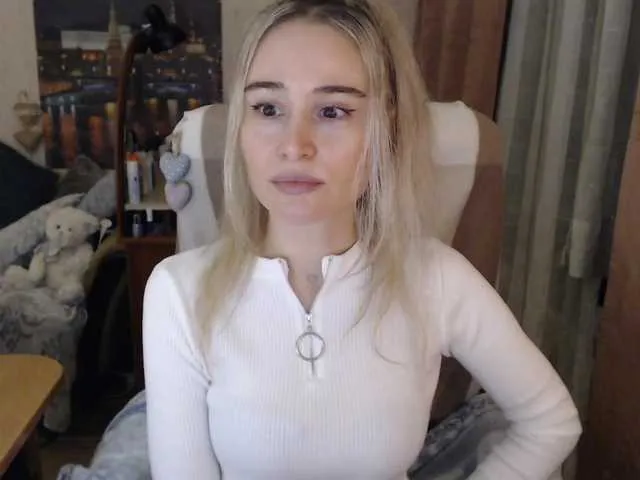 Live sex webcam photo for xyliganka777 #241034531