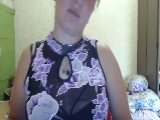 Live sex webcam photo for xxx_butterfly #253061610