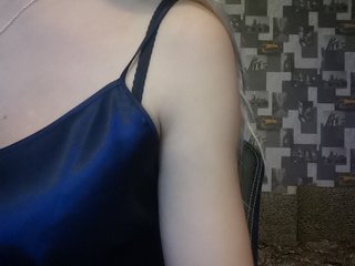 Live sex webcam photo for blooondiii #240610722