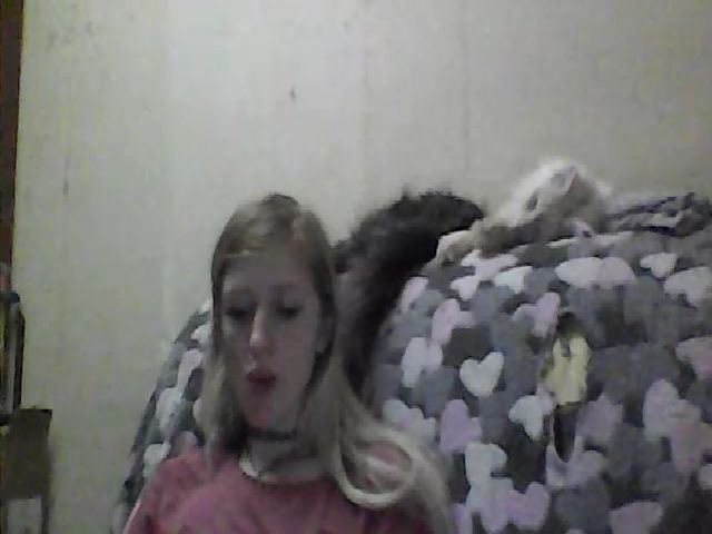 Live sex webcam photo for GuiltyKitty #262767073