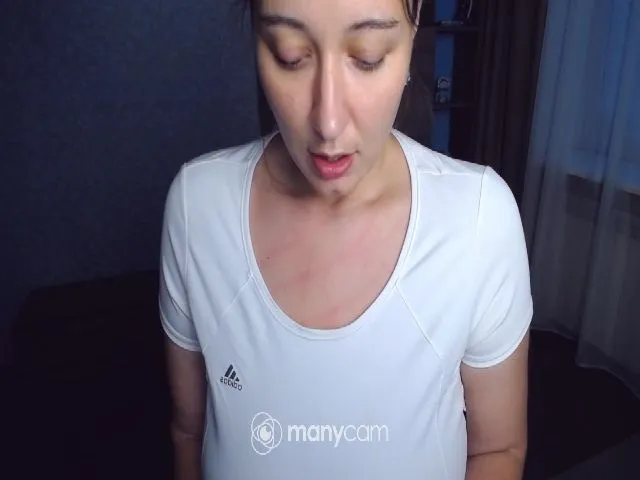 Live sex webcam photo for FragileAngel_ #255694039