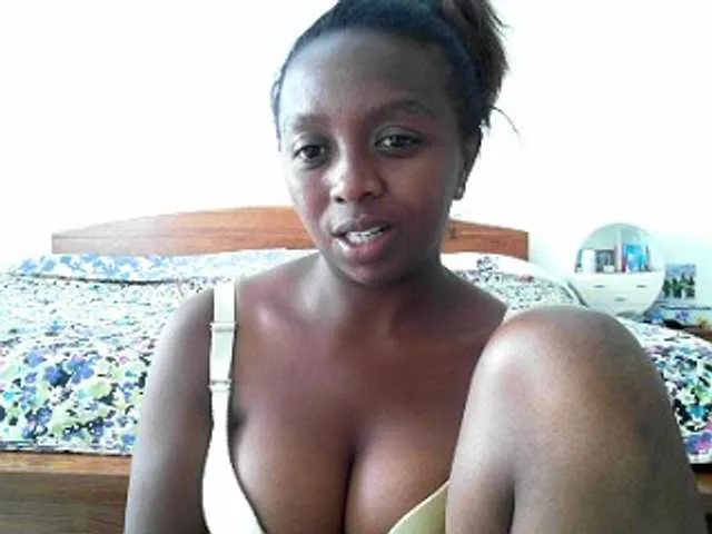 Live sex webcam photo for coco-popo #241269881