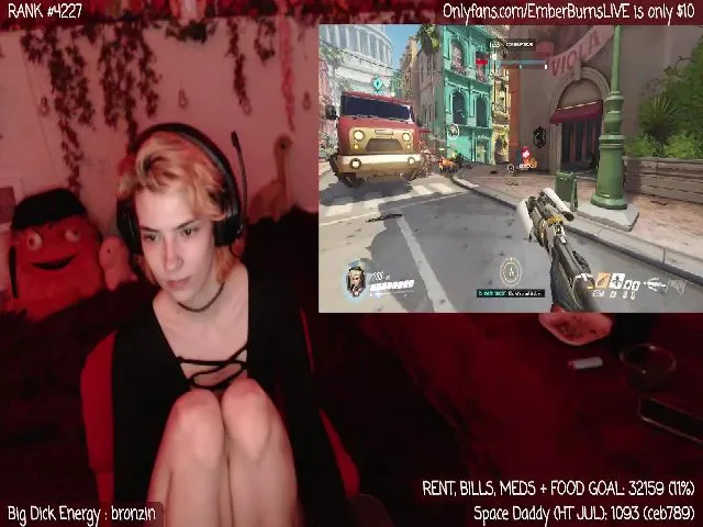 Live sex webcam photo for EmberBurns #254711786