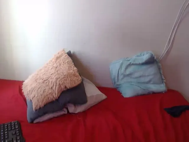 Live sex webcam photo for Quince766 #263680617