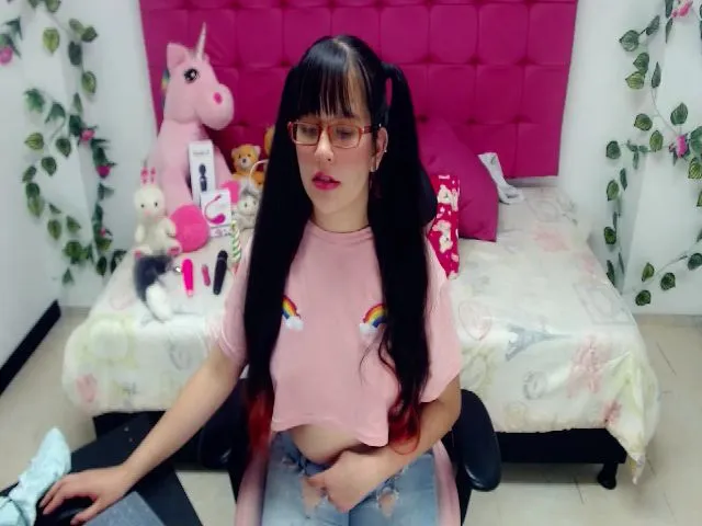 Live sex webcam photo for Pink_queenn #261139663