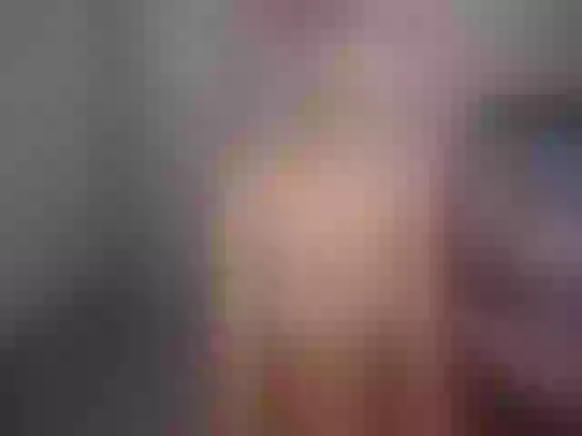 Live sex webcam photo for HelenAmour #264252397