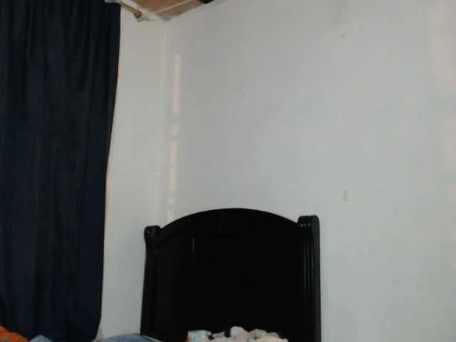 Live sex webcam photo for KattleyaGrey #242671008