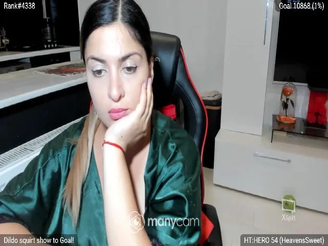 Live sex webcam photo for Littlegirl25 #253243050