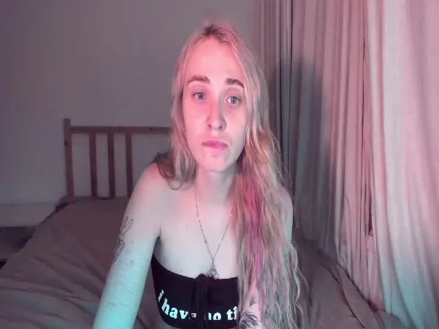 Live sex webcam photo for Uvirtualfrnd #253187885