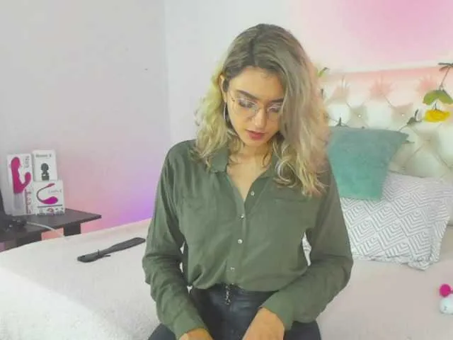 Live sex webcam photo for rubijasper1 #246553846