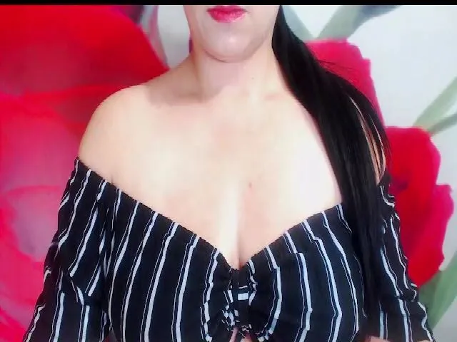 Live sex webcam photo for Soffi_ruiz #264668739