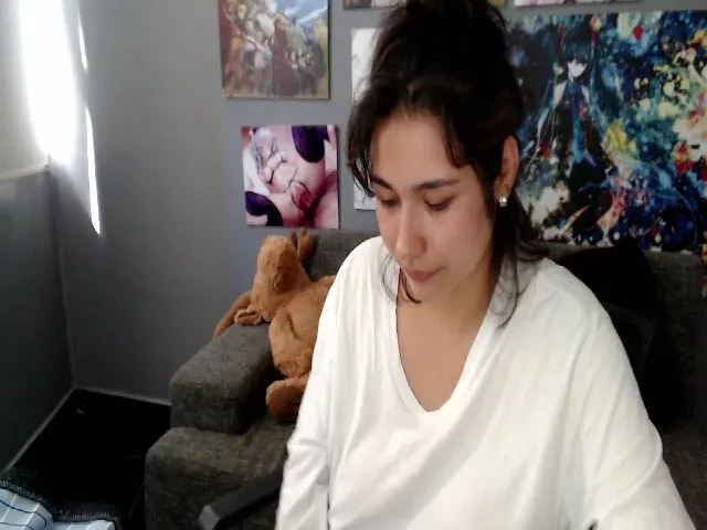 Live sex webcam photo for Jade_leon_ #256925727