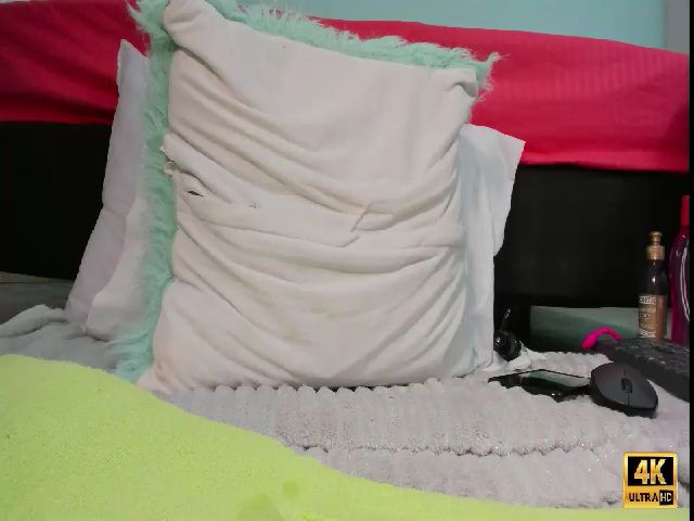 Live sex webcam photo for Mia_Ms #259882904