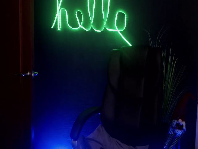 Live sex webcam photo for DinaD #265278315