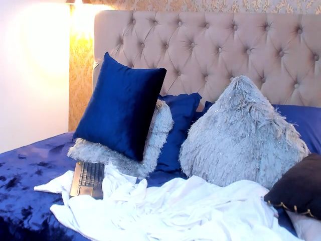 Live sex webcam photo for Hanna_Mills #253604426