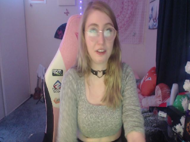 Live sex webcam photo for Chloe_Luna #261961072