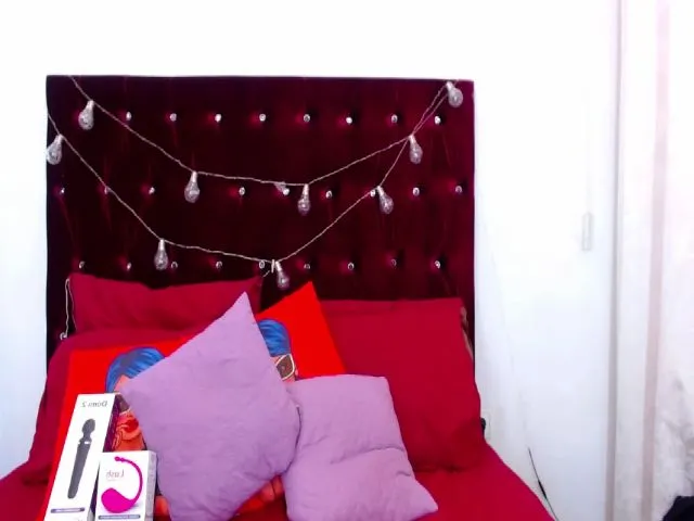 Live sex webcam photo for Lanna_Wolf #263424702