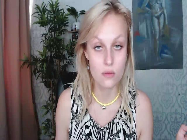 Live sex webcam photo for Dorina_xX #254468460