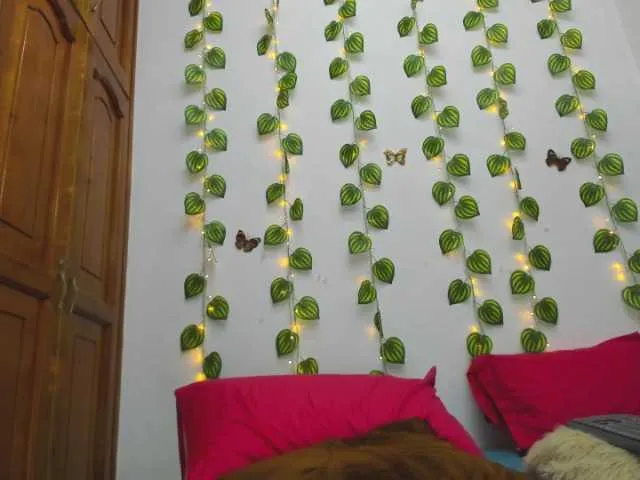 Live sex webcam photo for Renatta-sx #256712228