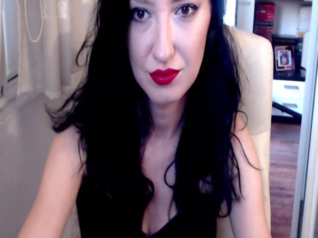 Live sex webcam photo for MistressNadia #263559002