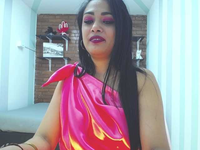 Live sex webcam photo for Indra-hot #241125138