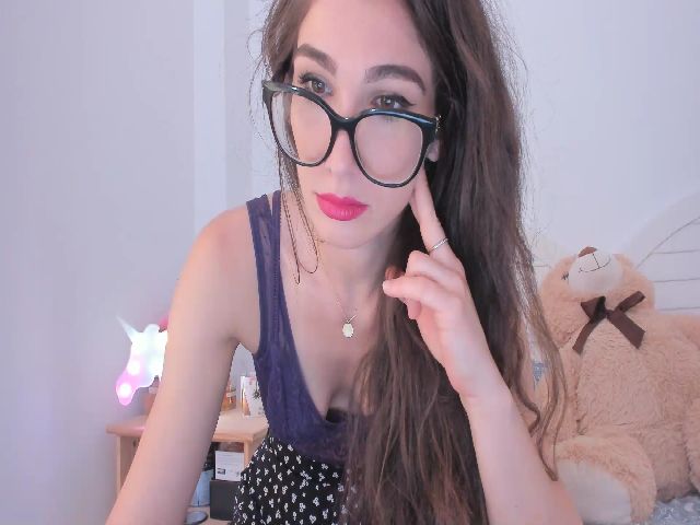 Live sex webcam photo for LivM_ #252421693