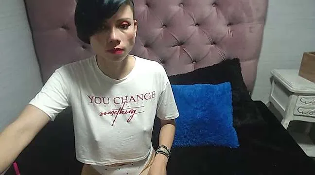 Live sex webcam photo for esmeheart #245075844