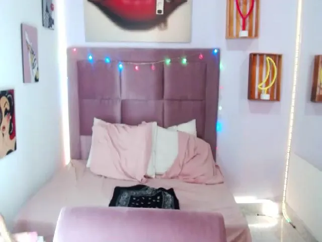 Live sex webcam photo for Graicy_Reyes #255952292