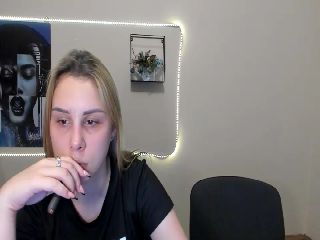 Live sex webcam photo for PolliMilk #251829686