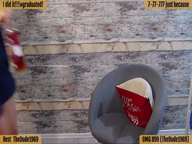 Live sex webcam photo for SkyV_ #256286702