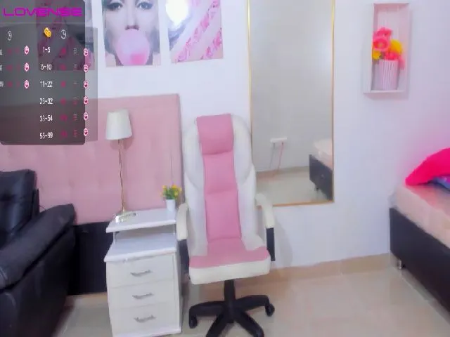 Live sex webcam photo for Hhalaa_ #252702304