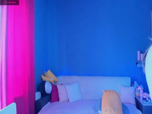 Live sex webcam photo for Milly_Saint #258490060