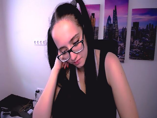 Live sex webcam photo for RebekaJo #263624963