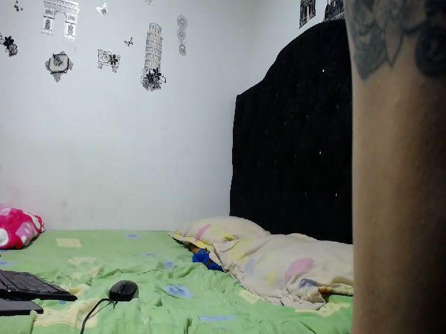 Live sex webcam photo for GracieVice #259019577