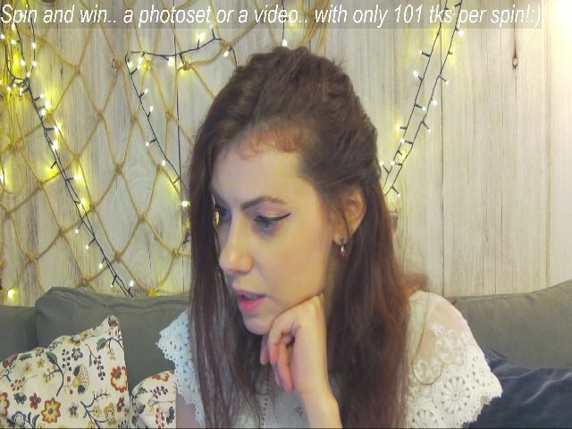 Live sex webcam photo for MissAracely #265501260