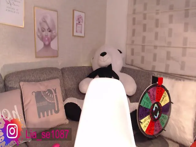 Live sex webcam photo for LIA_SE #254401792