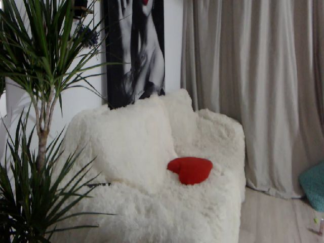 Live sex webcam photo for GoddesFreya #264372938